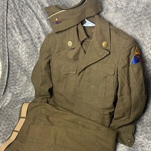 Men's Classic Military Field Jacket in Olive